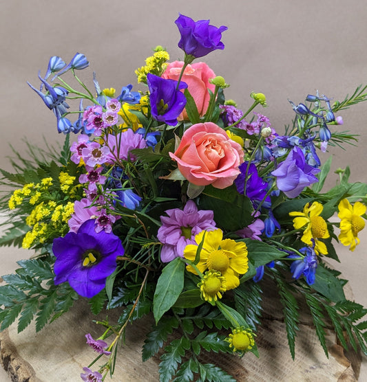 Traditional Posy - Quality Flowers from Ann's Flowers - Just £36.95! Shop now at Ann's Flowers